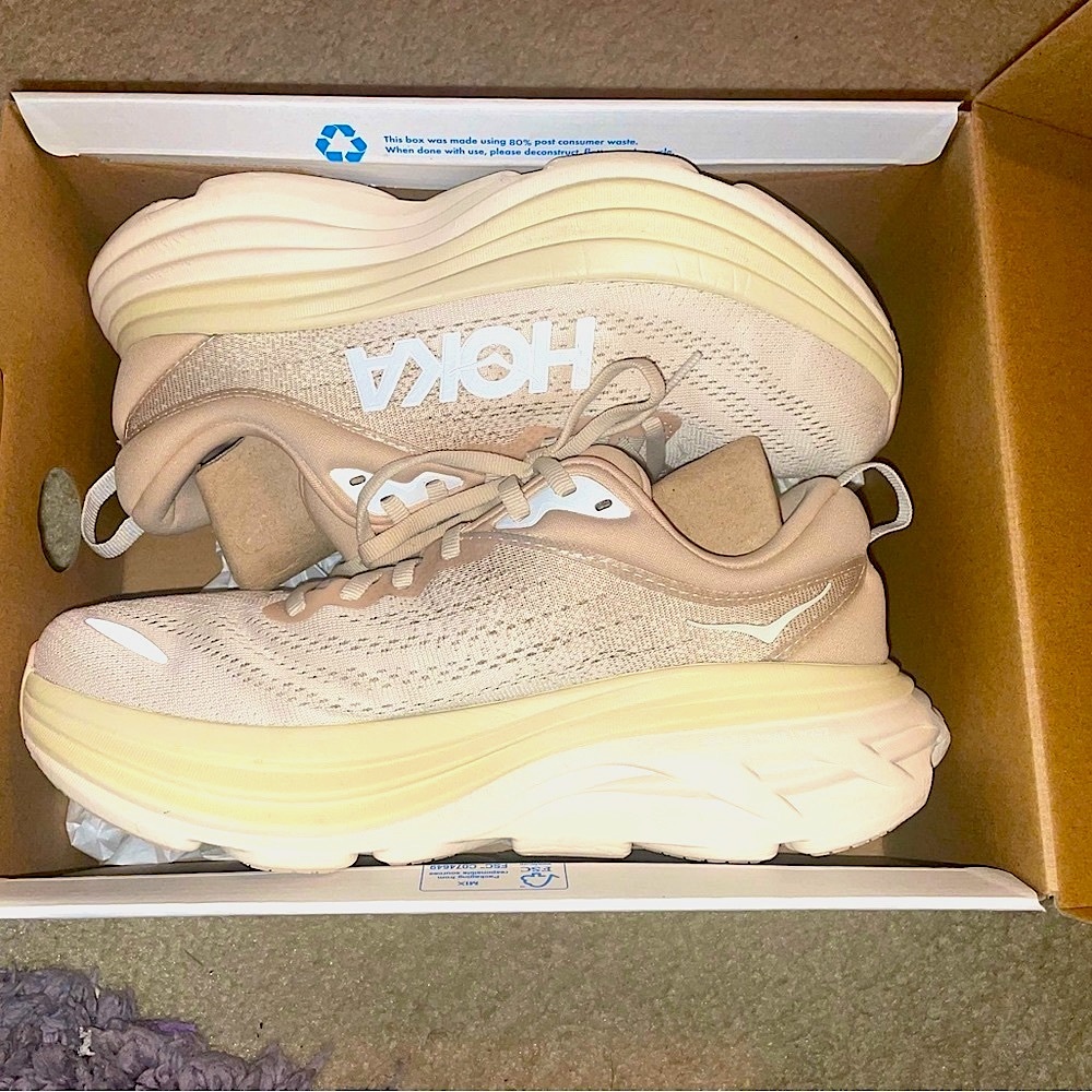 Hoka One Bondi 8